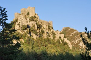 Chateau-de-Montsegur.Etonnantes-pyrenees.com